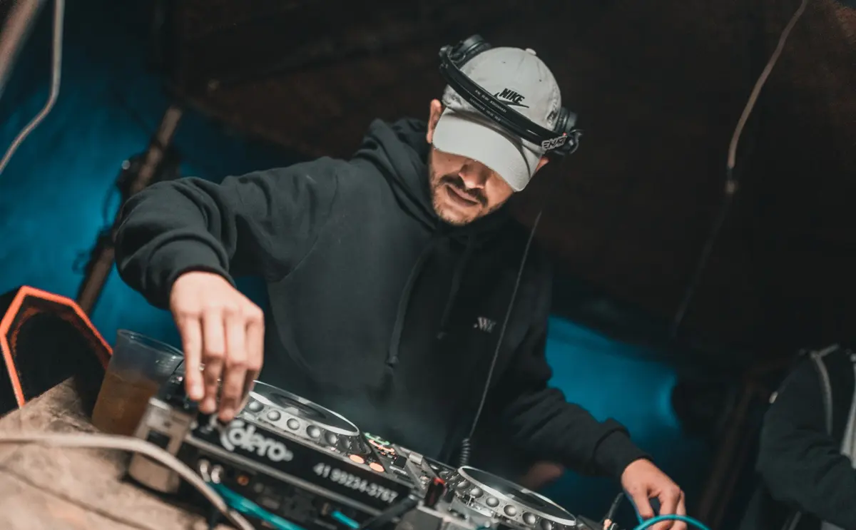 ENART mixando no equipamento